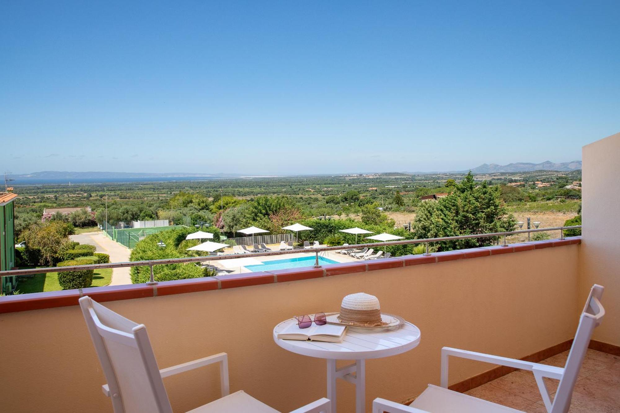 Lu' Hotel Porto Pino 4* SantʼAnna Arresi