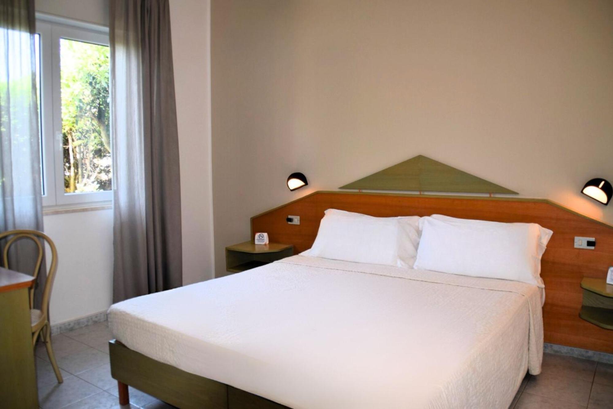 Lu' Hotel Porto Pino 4* SantʼAnna Arresi
