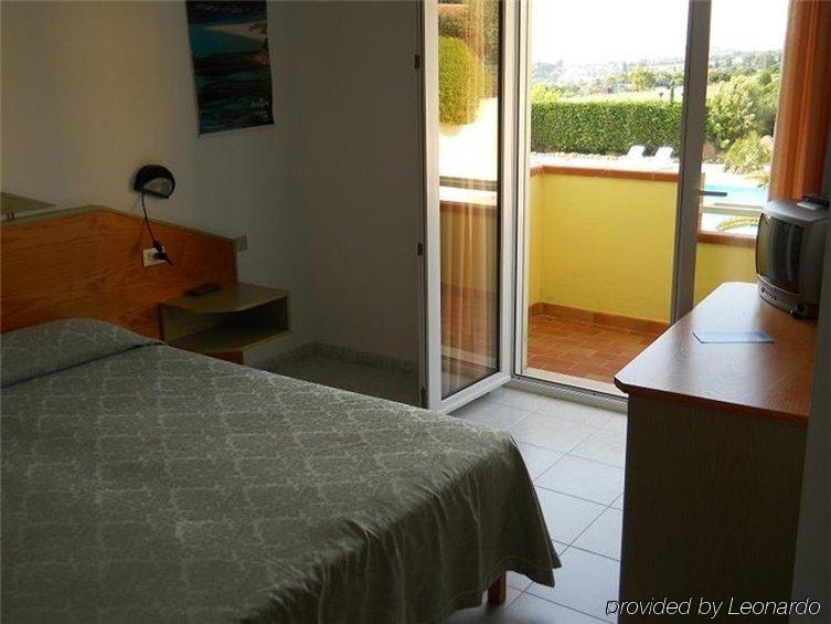 Hotel Lu' Hotel Porto Pino SantʼAnna Arresi